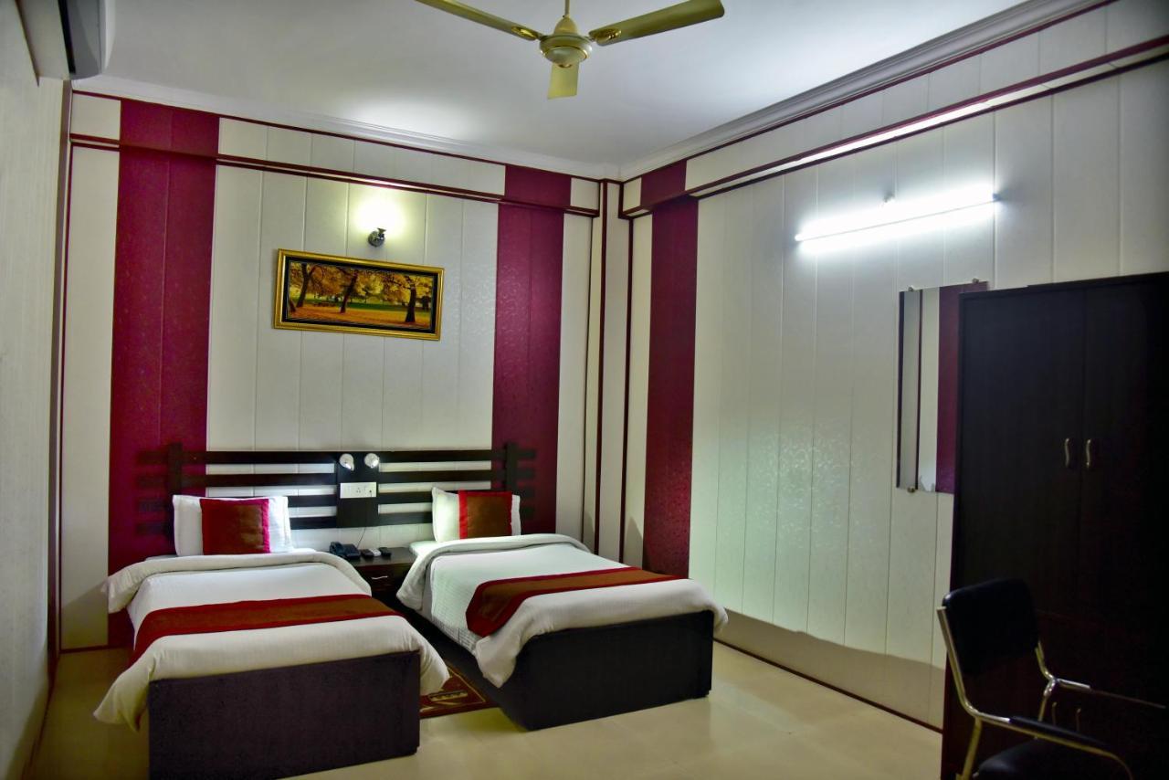 Hotel Nexus L Hotels In Charbagh Lucknow Luaran gambar